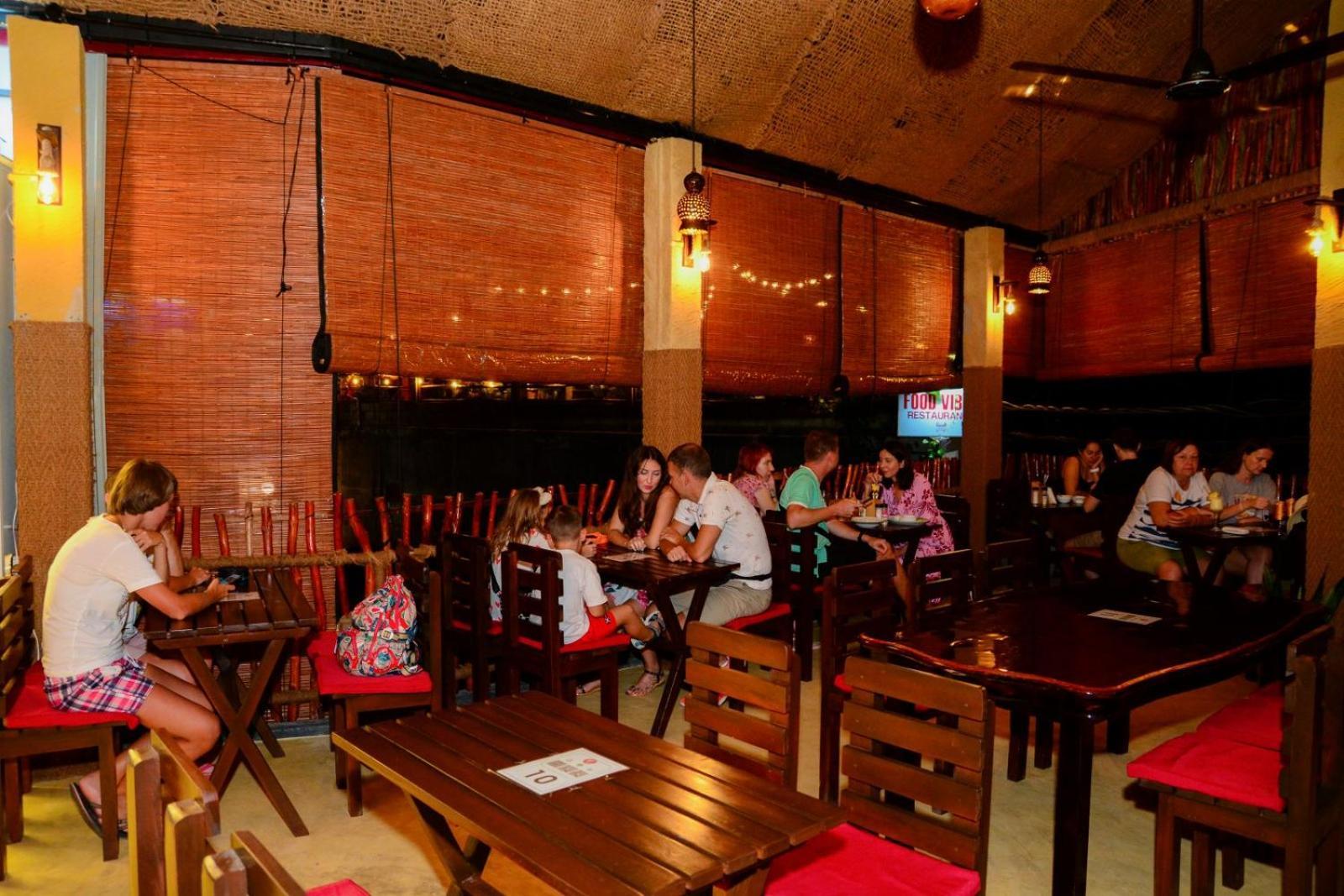 Coconut Style Restaurant & Milinda Guest Hotel Unawatuna Exterior photo